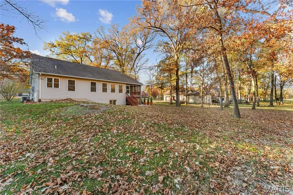 $645,000 | 6450 Timber Ln Drive, Mascoutah, IL 62258