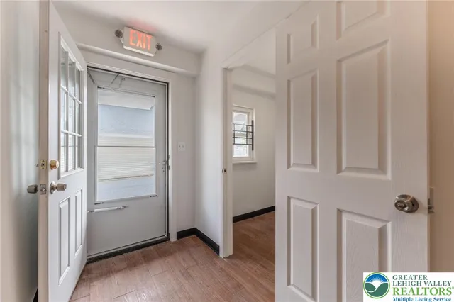 $550,000 | 5706 Highway 873, Schnecksville, PA 18078