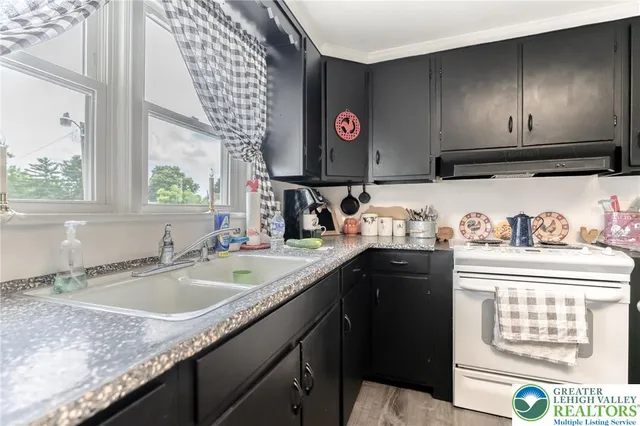 a view of utility room