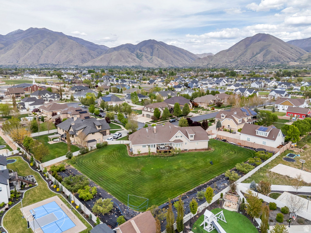 1355 West 1000 South Mapleton, UT 84664 - Photo 67 of 74 Aerial view of residential area featuring mountains