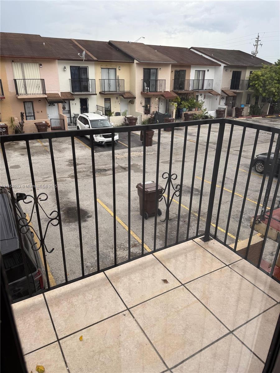 2310 West 60th Street, Unit 9G Hialeah, FL 33016 - Photo 1 of 15