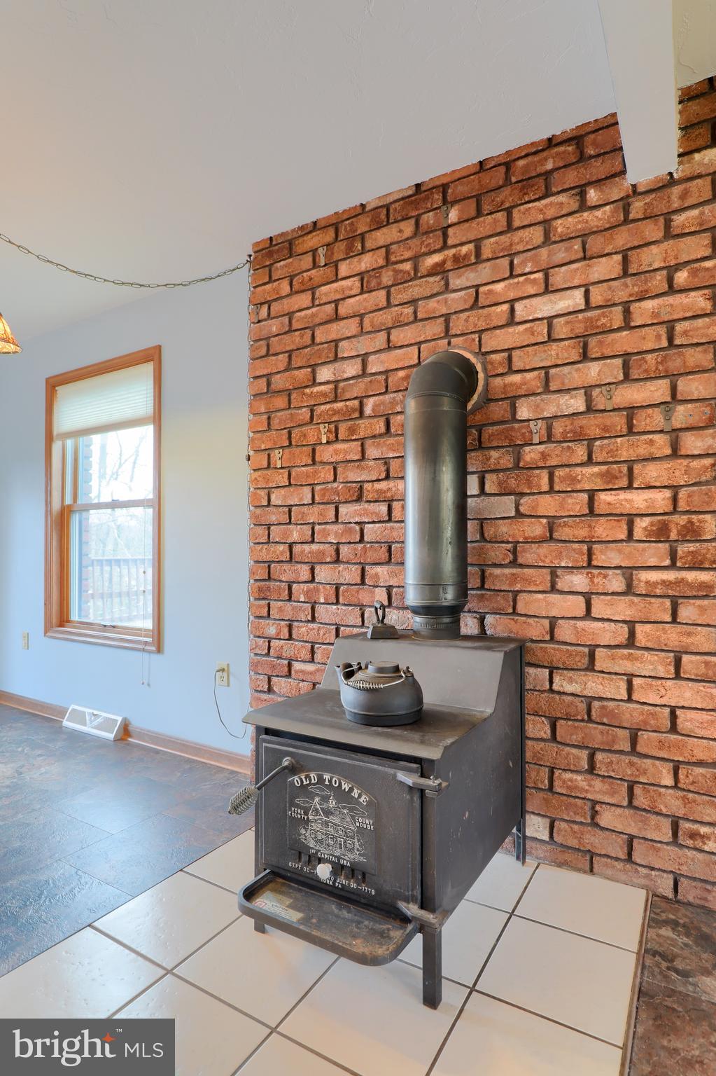 1931 Garnet Road York, PA 17403 - Photo 14 of 45 Gallery Image 14