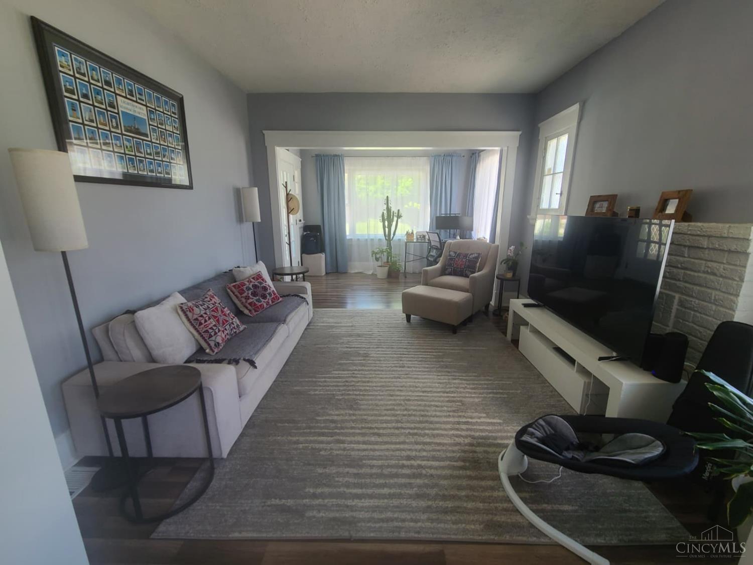 891 Ridgeway Avenue Cincinnati, OH 45229 - Photo 8 of 25