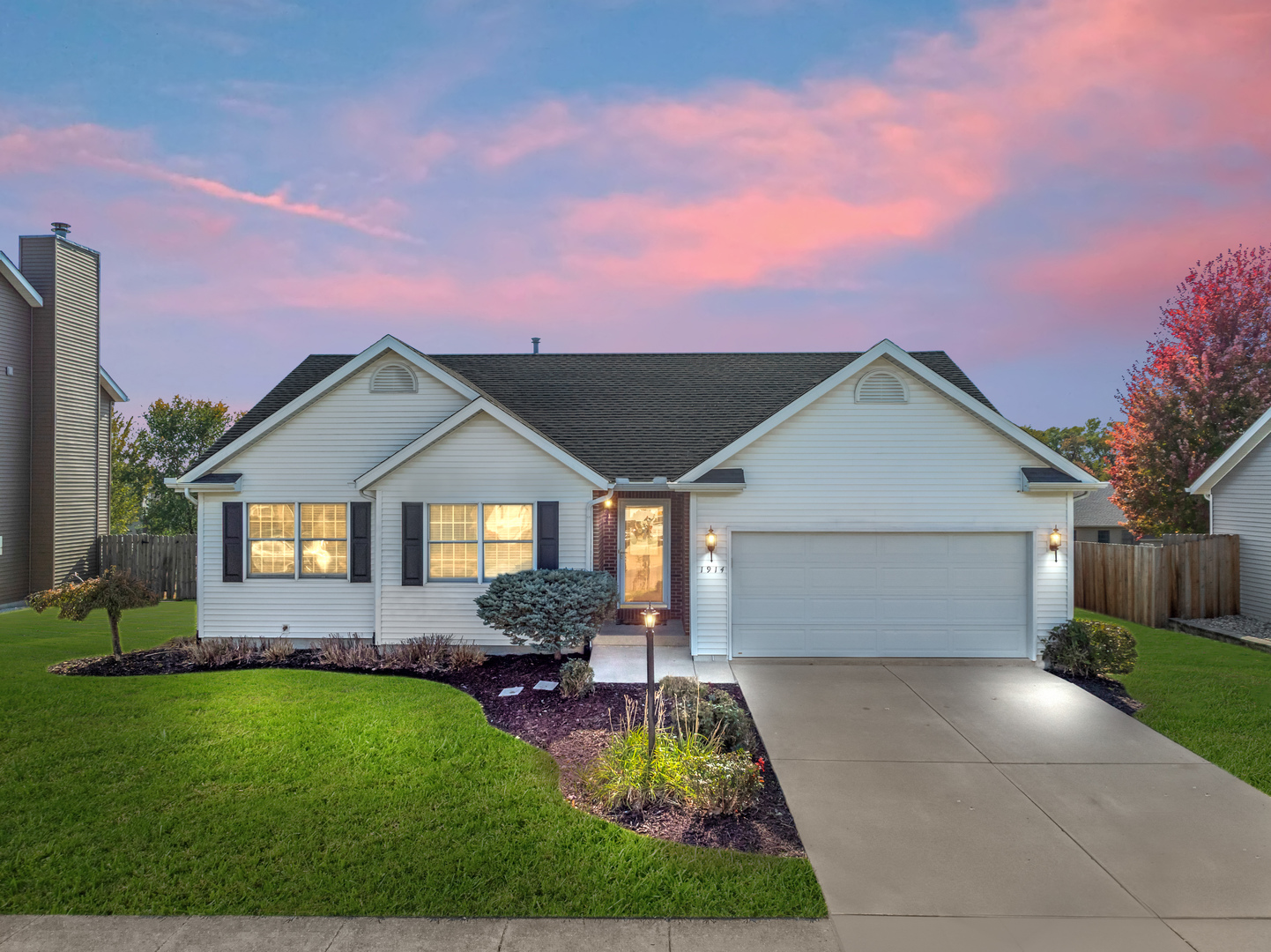 front view of house with a yard