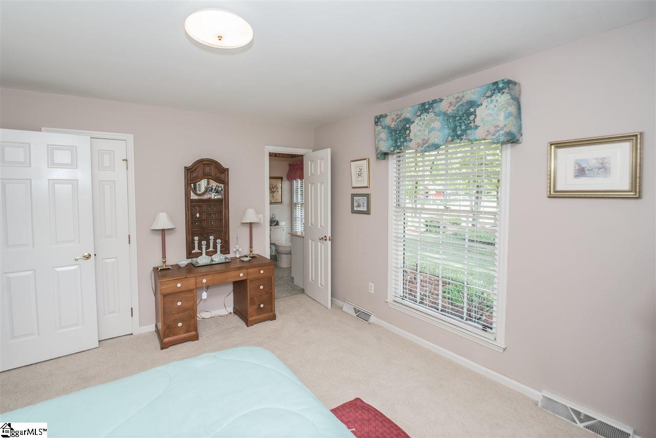 310 Phillips Road Greer, SC 29650 - Photo 29 of 36 Gallery Image 29
