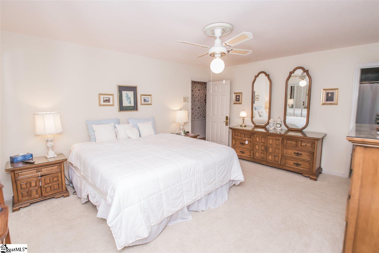 310 Phillips Road Greer, SC 29650 - Photo 32 of 36 Gallery Image 32