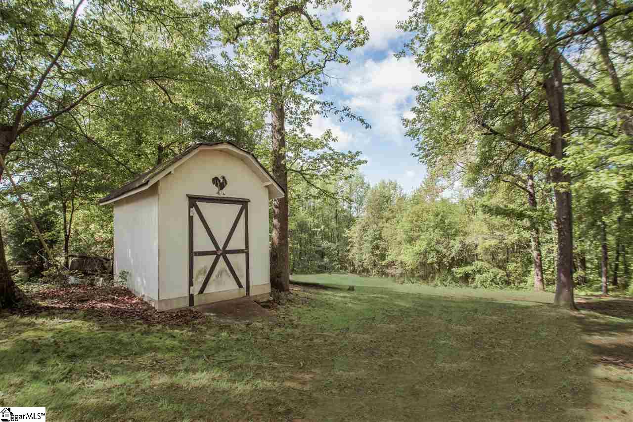 310 Phillips Road Greer, SC 29650 - Photo 5 of 36 Gallery Image 5