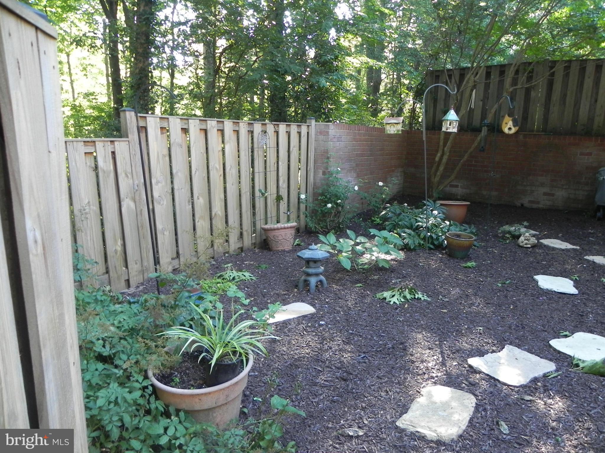 2296 Gunsmith Square Reston, VA 20191 - Photo 22 of 29 Exterior (Rear)