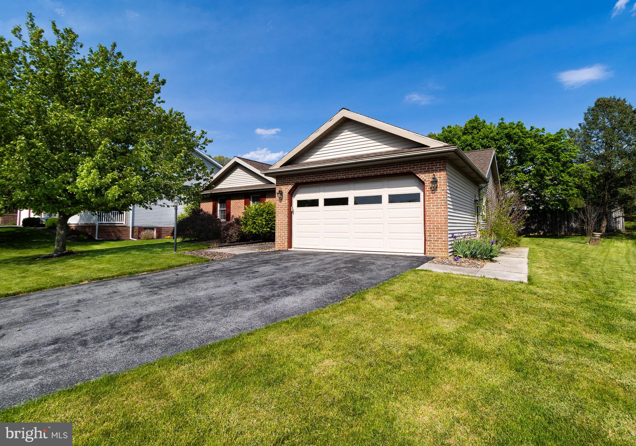 7 Southfield Road Lebanon, PA 17042 - Photo 2 of 37 Gallery Image 2
