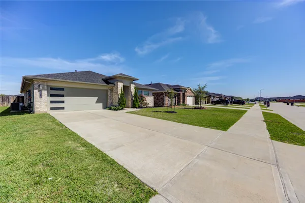 $2,400 | 29522 Paytons Park Court, Katy, TX 77494