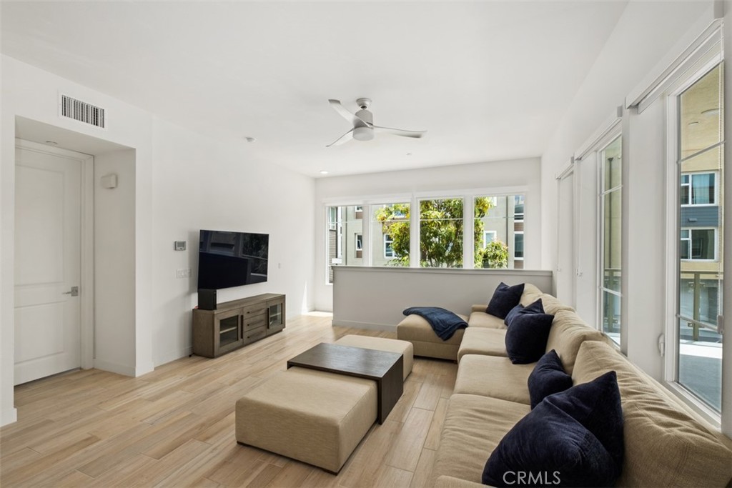 765 Doheny Way Dana Point, CA 92629 - Photo 2 of 22