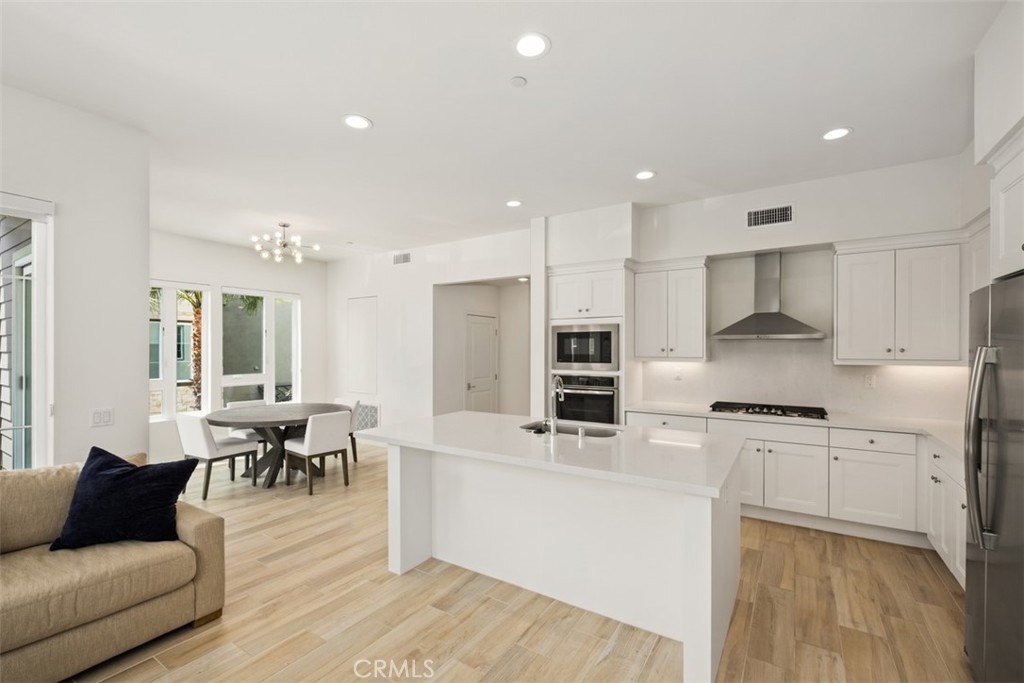 765 Doheny Way Dana Point, CA 92629 - Photo 4 of 22