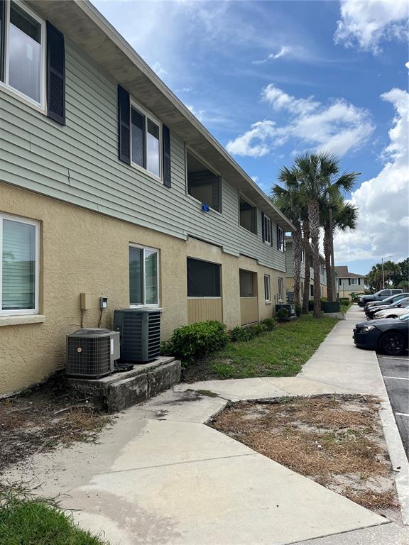 528 Golden Raintree Place Brandon, FL 33510 - Photo 4 of 45