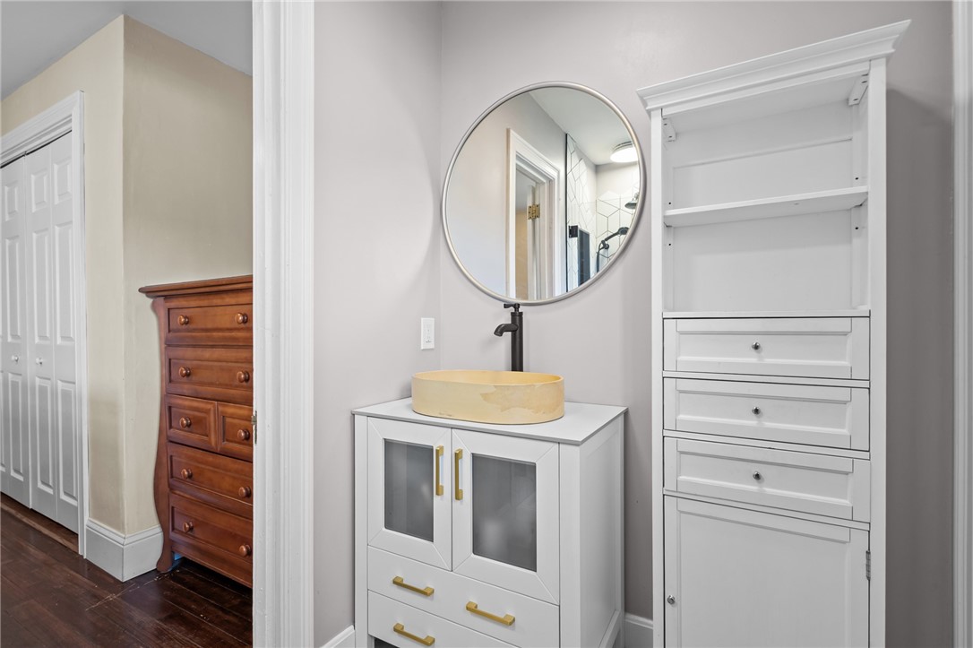 168 Washington Road Barrington, RI 02806 - Photo 21 of 43 First floor full bath