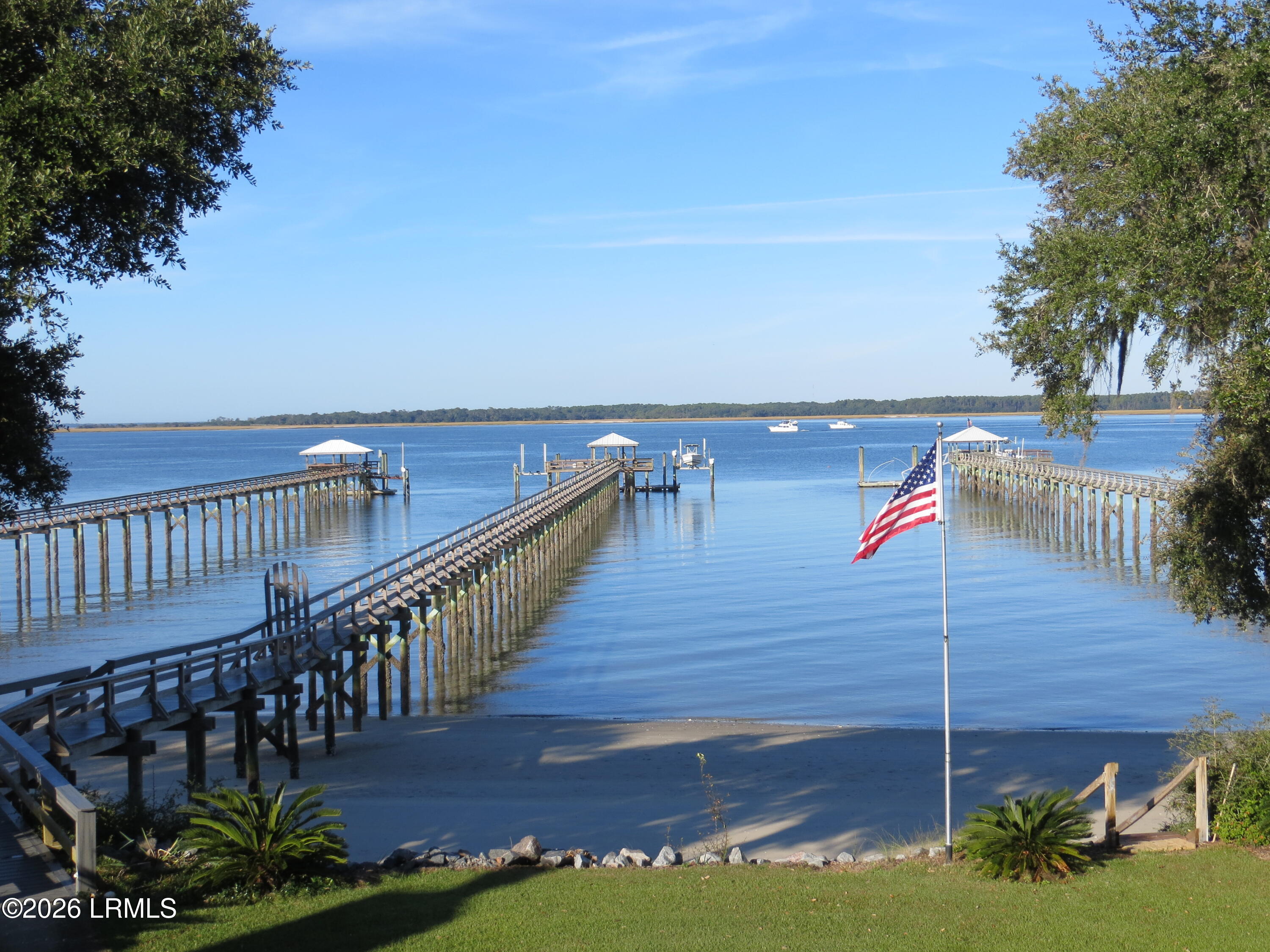 85 Fort Fremont Road St. Helena Island, SC 29920 - Photo 8 of 66 85 Fort Fremont - beach front