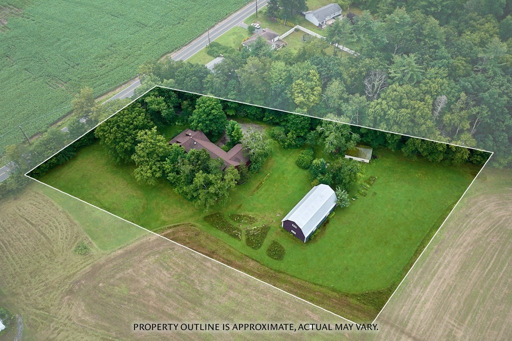 56 Russellville Road Southampton, MA 01073 - Photo 4 of 42 Gallery Image 4
