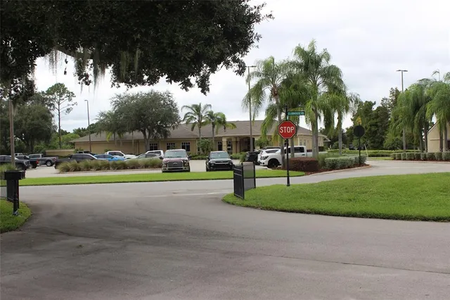 $149,900 | 649 Broadmoor Circle, Winter Haven, FL 33884