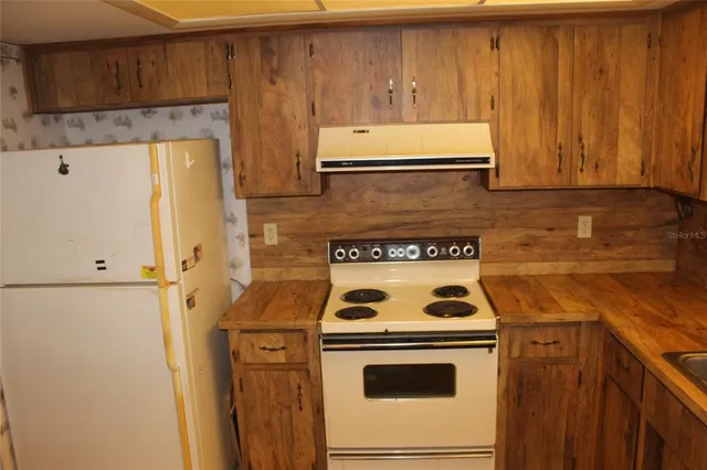 $149,900 | 649 Broadmoor Circle, Winter Haven, FL 33884