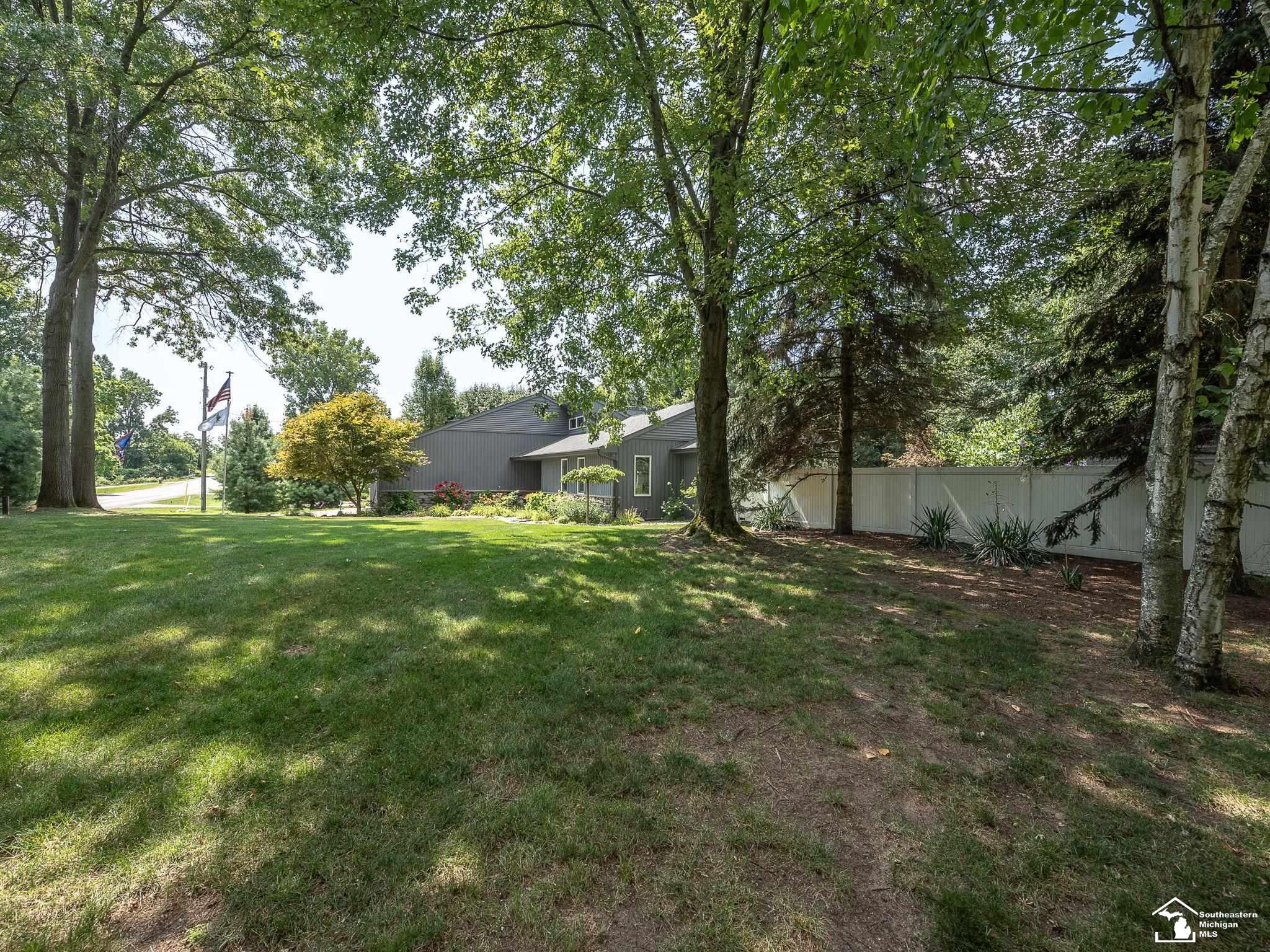 850 East Hurd Road Monroe, MI 48162 - Photo 40 of 40 50168794-EF19E95B-3985-4730-97DD-6CD4B57688E6.JPG