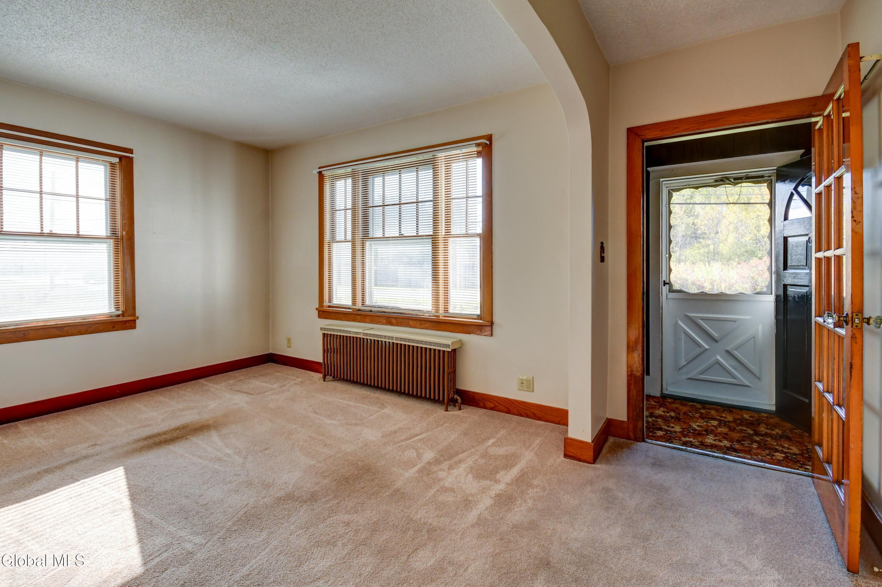 1401 Midline Road Amsterdam, NY 12010 - Photo 14 of 43 1401 Midline Rd-14