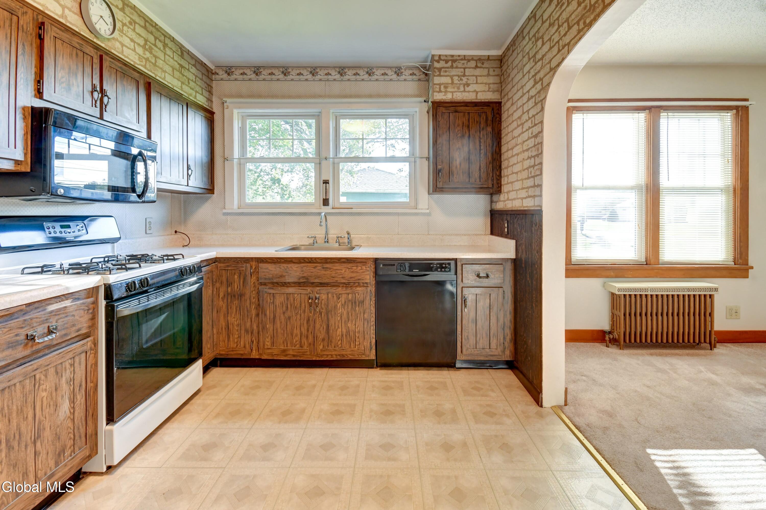 1401 Midline Road Amsterdam, NY 12010 - Photo 27 of 43 1401 Midline Rd-26