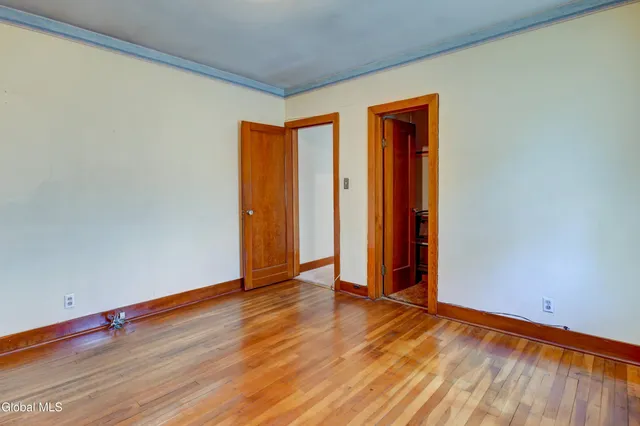 $199,999 | 1401 Midline Road, Amsterdam, NY 12010