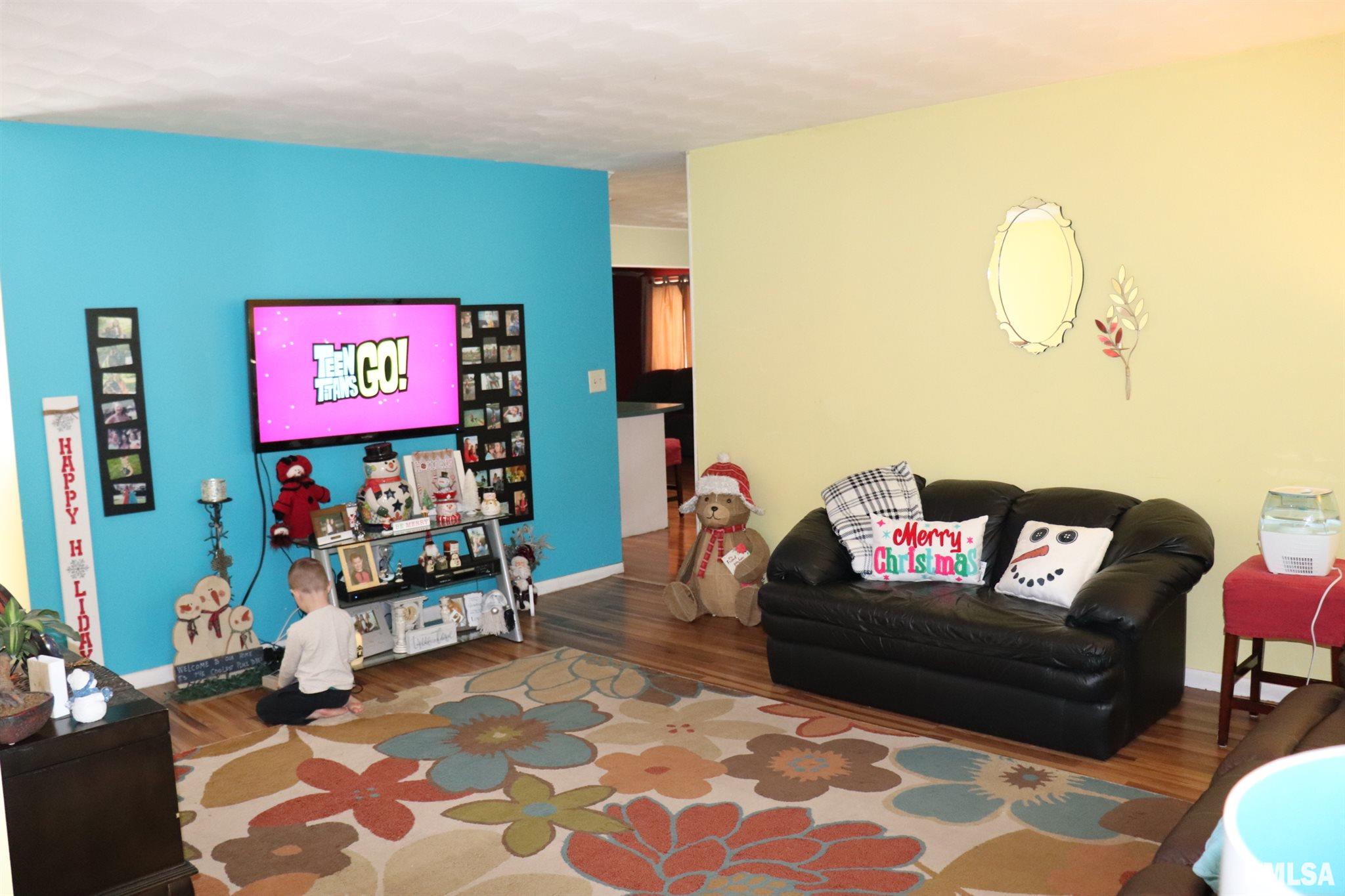 1213 Commanche Road Auburn, IL 62615 - Photo 3 of 14 Gallery Image 3