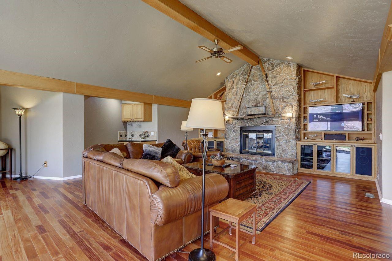 940 Quarry Road Littleton, CO 80124 - Photo 5 of 40 Gallery Image 5
