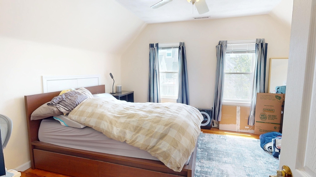 7 Winter Hill Road, Unit 2 Medford, MA 02155 - Photo 8 of 9