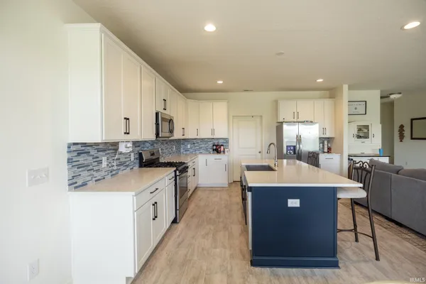 $599,900 | 801 South Co Road 775 West, Yorktown, IN 47396