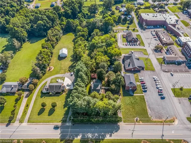 $295,000 | 404 North State Street, Yadkinville, NC 27055