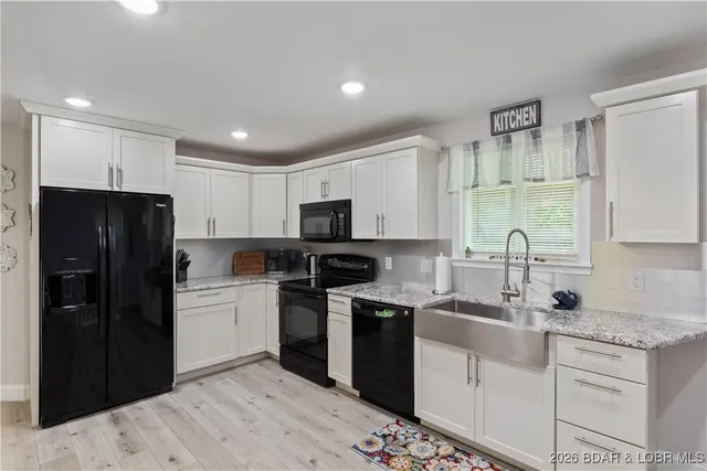 $610,000 | 145 Osage Highlands Loop, Camdenton, MO 65020