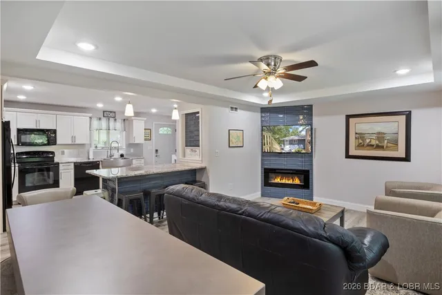 $610,000 | 145 Osage Highlands Loop, Camdenton, MO 65020