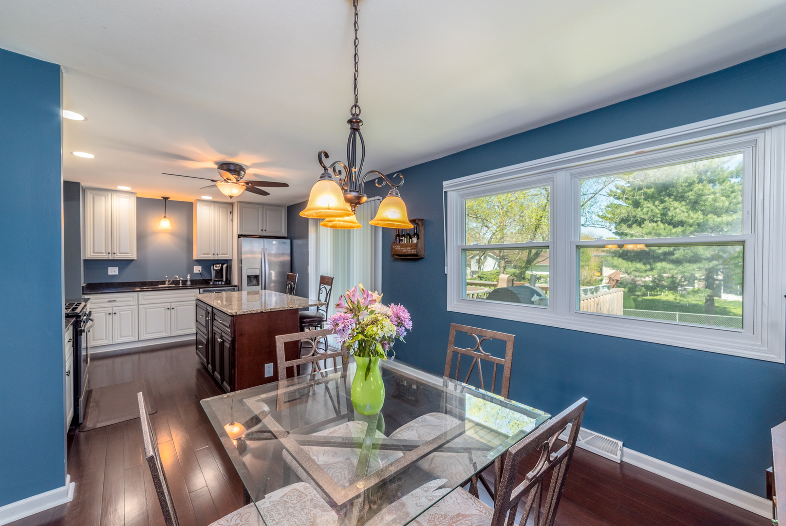 874 Arthur Drive Elgin, IL 60120 - Photo 6 of 26