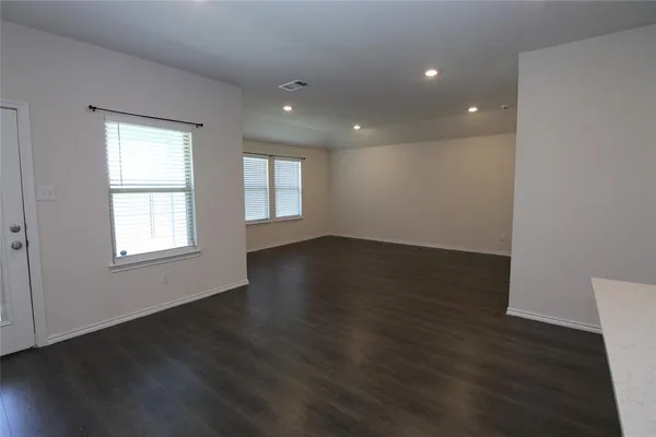 $2,200 | 11217 West Pond Drive, Providence Village, TX 76227