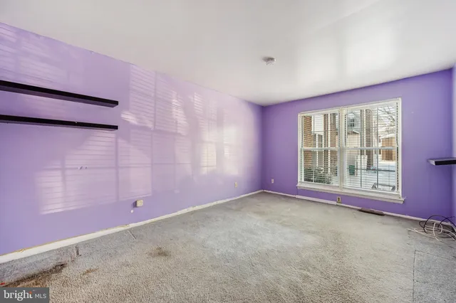 $173,000 | 275 Green Street, Unit 5H4, Edgewater Park, NJ 08010