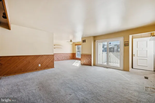 $168,000 | 275 Green Street, Unit 5H4, Edgewater Park, NJ 08010