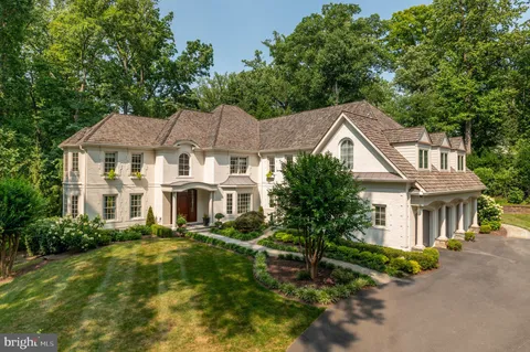 $4,100,000 | 7426 Dulany Drive, McLean, VA 22101