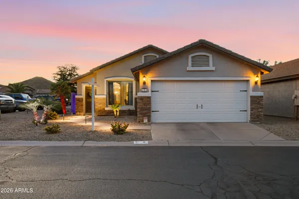 $400,000 | 4 East Mayfield Drive, San Tan Valley, AZ 85143