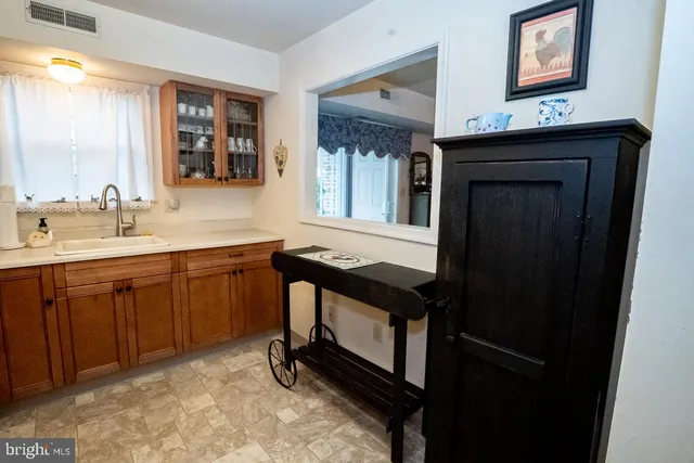 $167,500 | 620 Manatawny Street, Unit CONDO 25, Pottstown, PA 19464