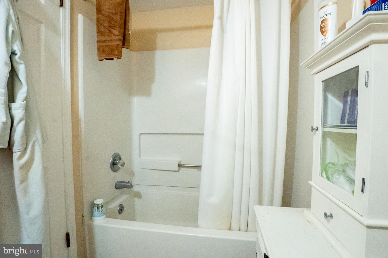 620 Manatawny Street, Unit CONDO 25 Pottstown, PA 19464 - Photo 27 of 28 a bathroom with a bathtub and a shower
