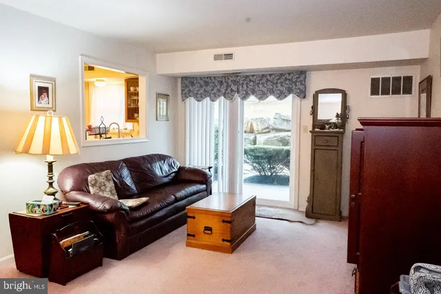 $167,500 | 620 Manatawny Street, Unit CONDO 25, Pottstown, PA 19464