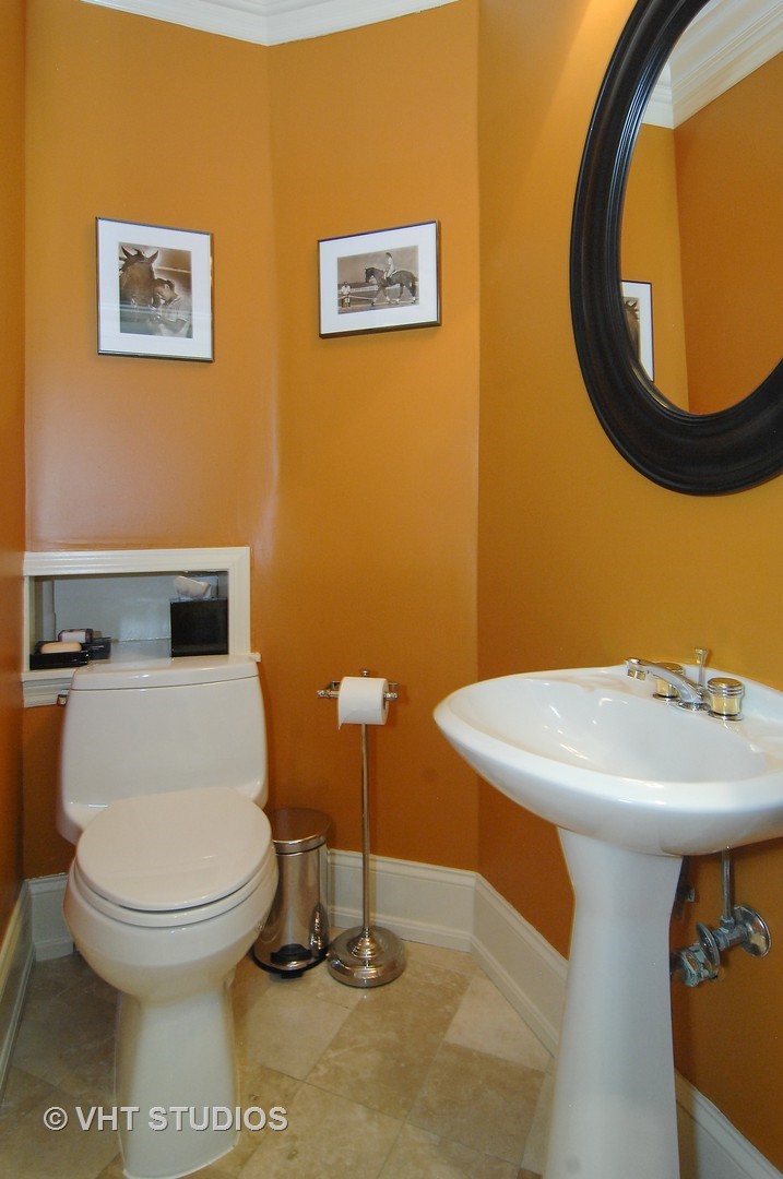 2017 North Sedgwick Street Chicago, IL 60614 - Photo 17 of 30 a bathroom with a toilet and a sink