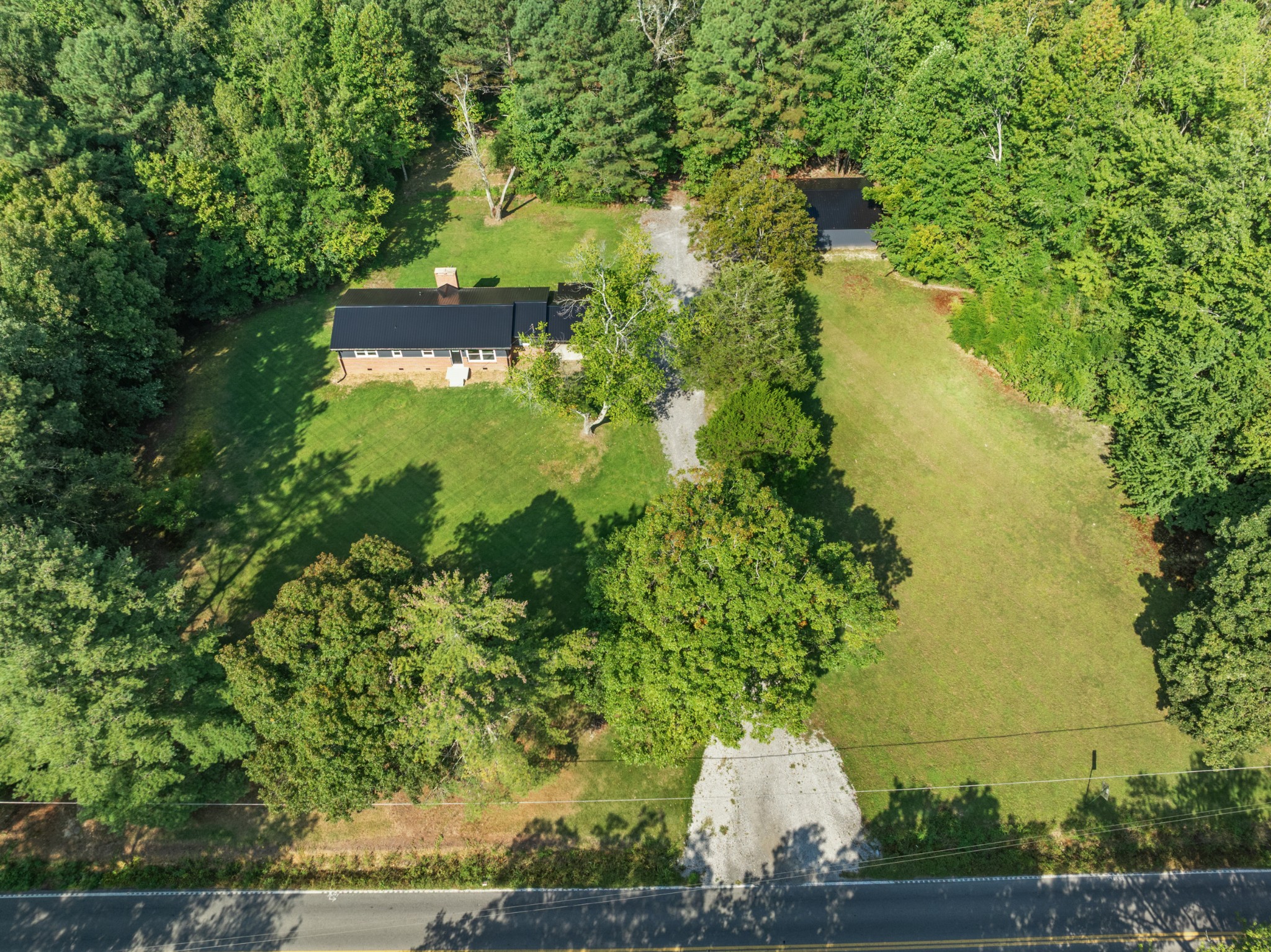 12131 Old Tullahoma Road Tullahoma, TN 37388 - Photo 3 of 32