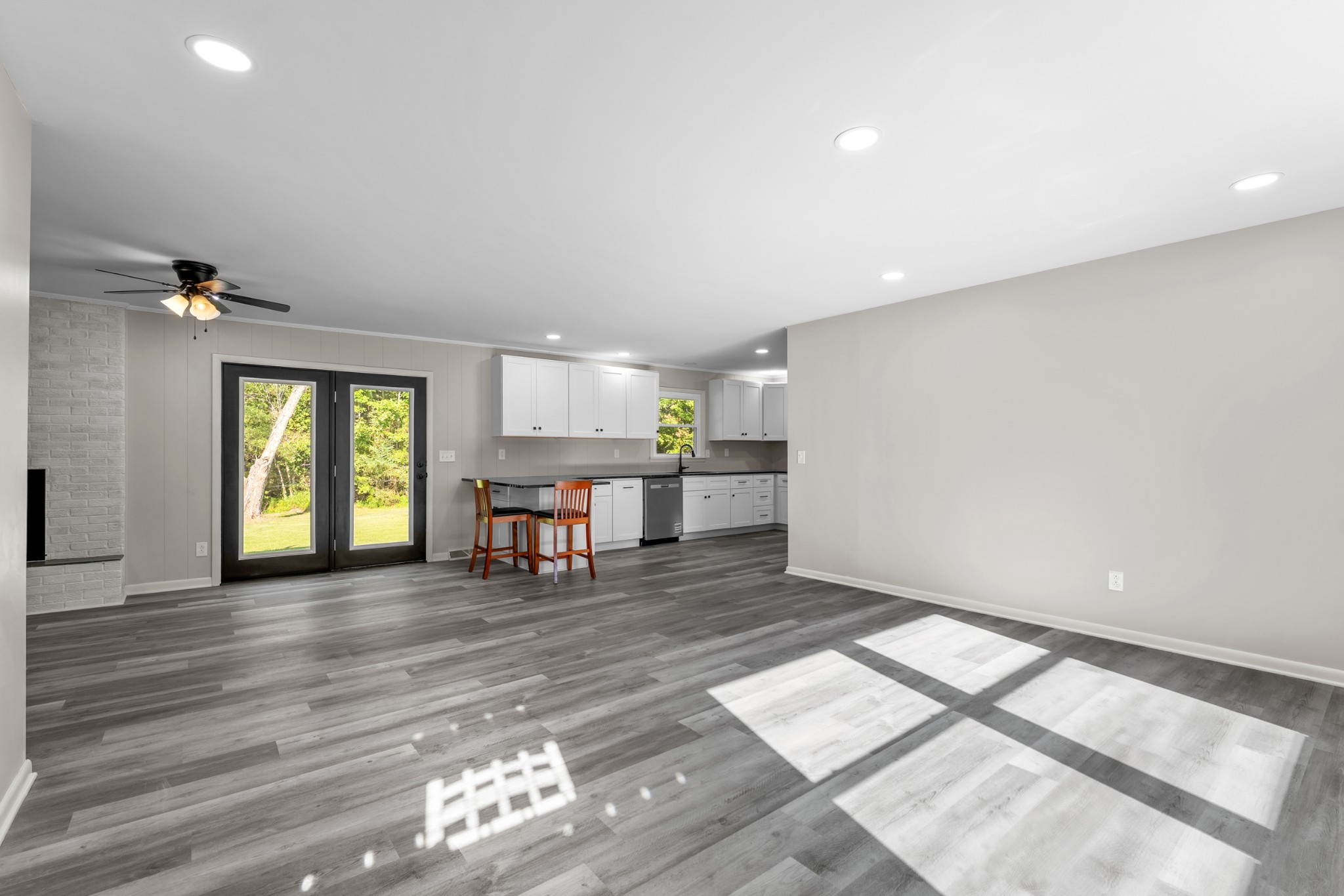 12131 Old Tullahoma Road Tullahoma, TN 37388 - Photo 4 of 32