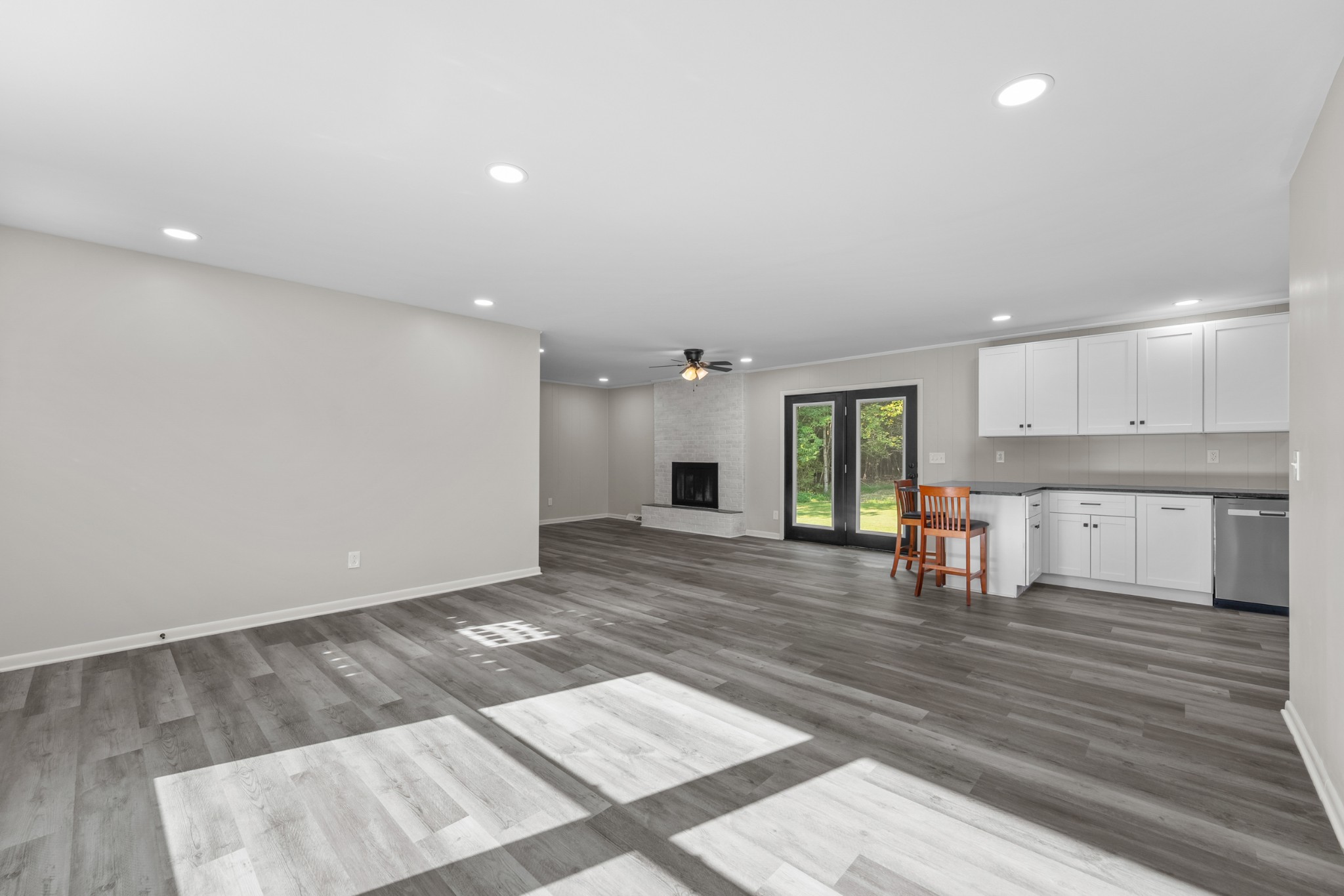 12131 Old Tullahoma Road Tullahoma, TN 37388 - Photo 5 of 32