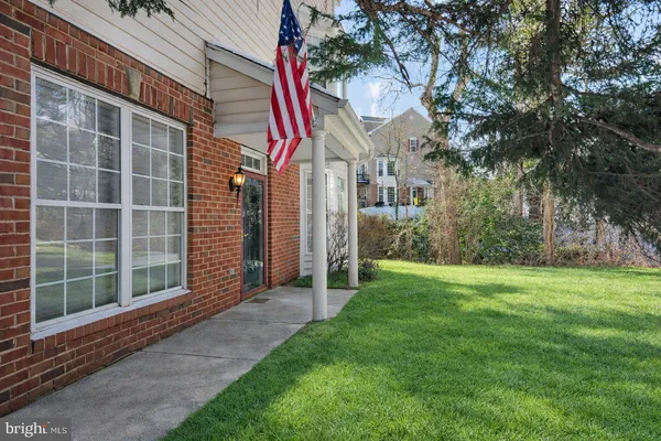 $450,000 | 34 Harbour Heights Drive, Annapolis, MD 21401