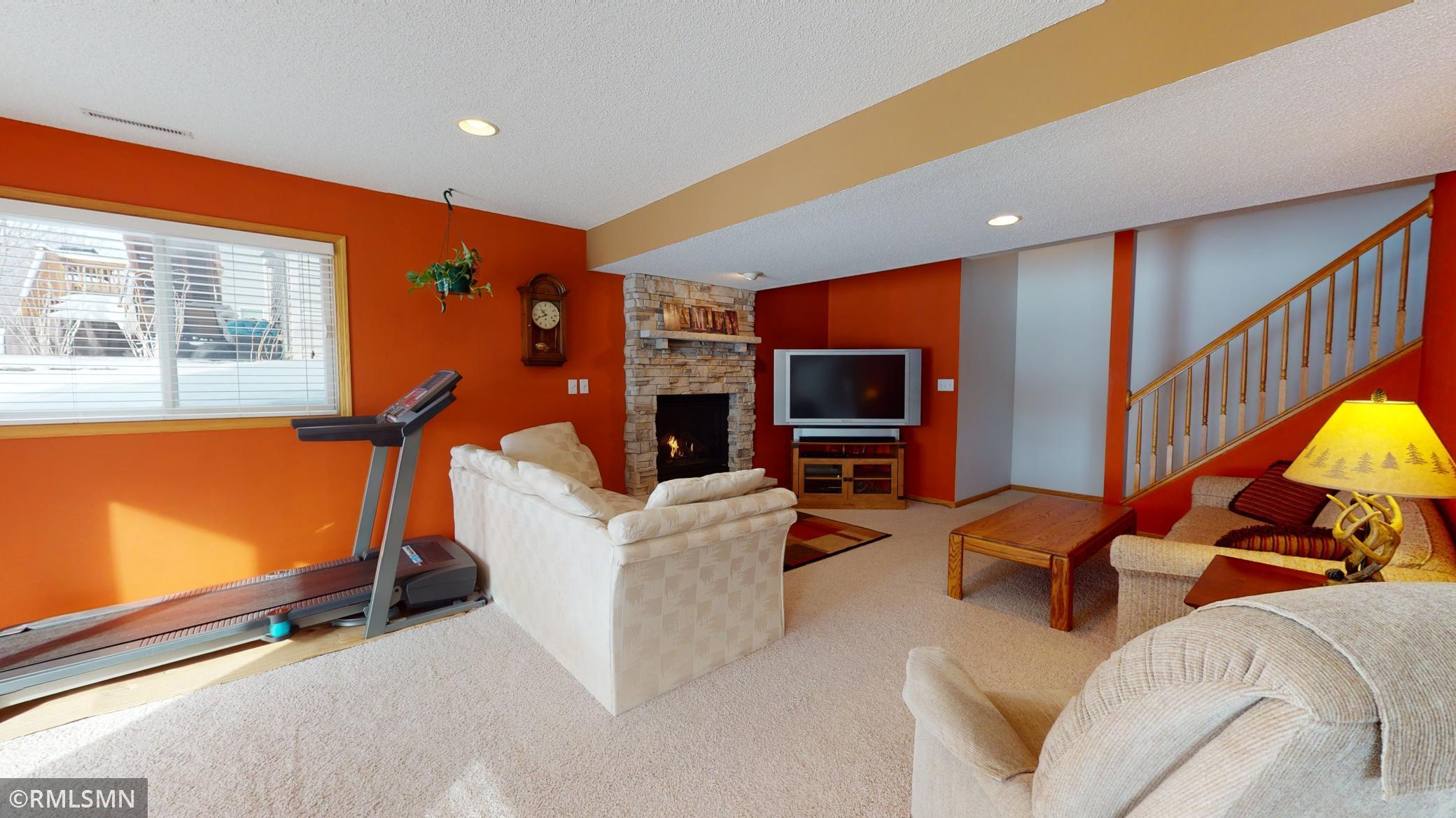 4418 Manor Drive Northwest Rochester, MN 55901 - Photo 16 of 38