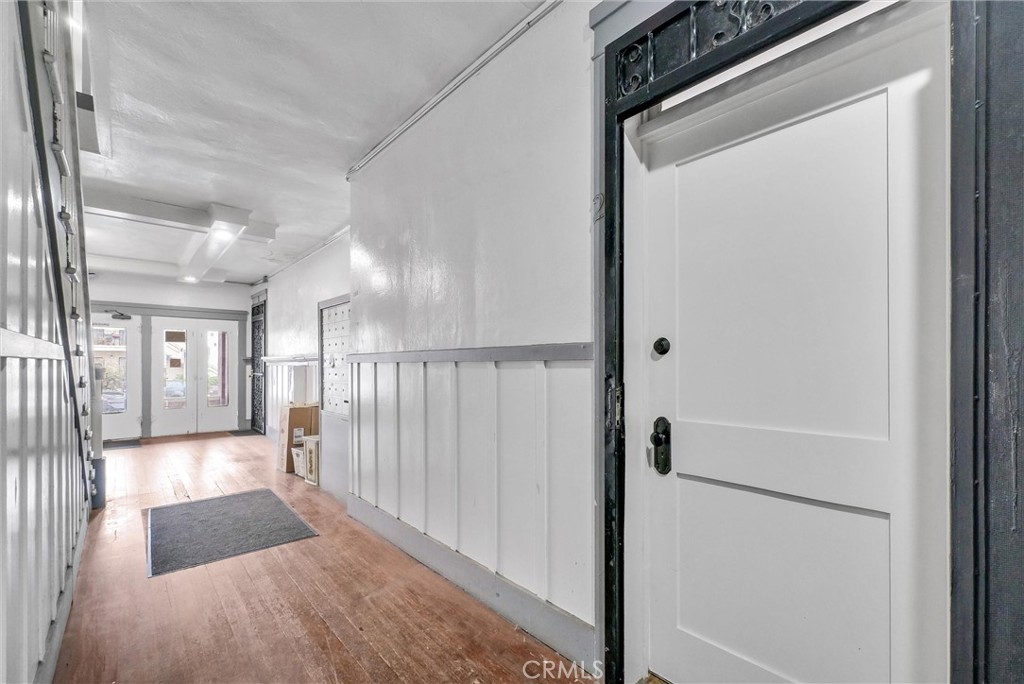 354 Chestnut Avenue, Unit 2 Long Beach, CA 90802 - Photo 14 of 25 a view of gallery