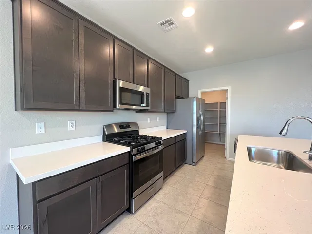 $2,250 | 5520 Bonita Park Court, Las Vegas, NV 89148